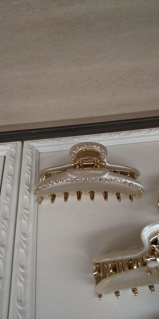 専用【極美品】アッカ　ヘアクリップ　ティアラクイーン　Ｍサイズ