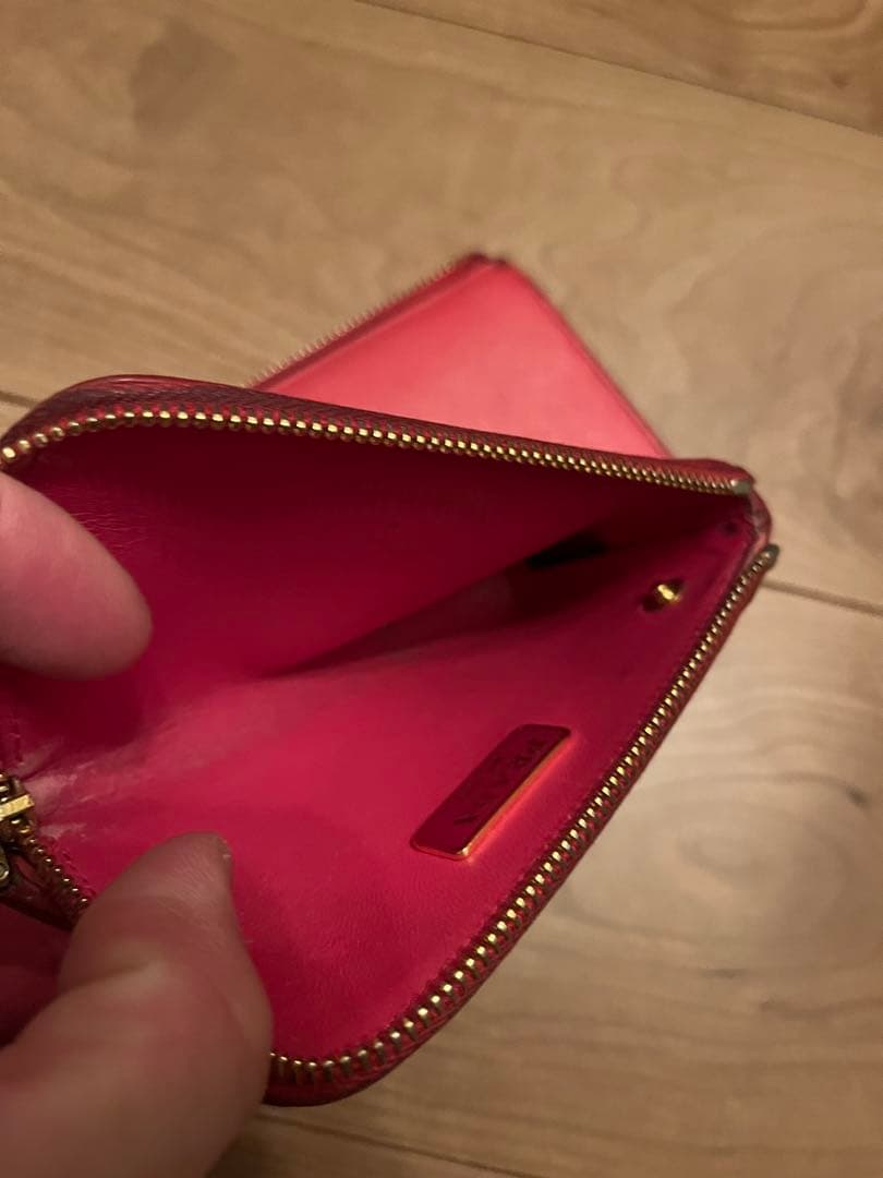 PRADA 赤 長財布と小銭入れセット