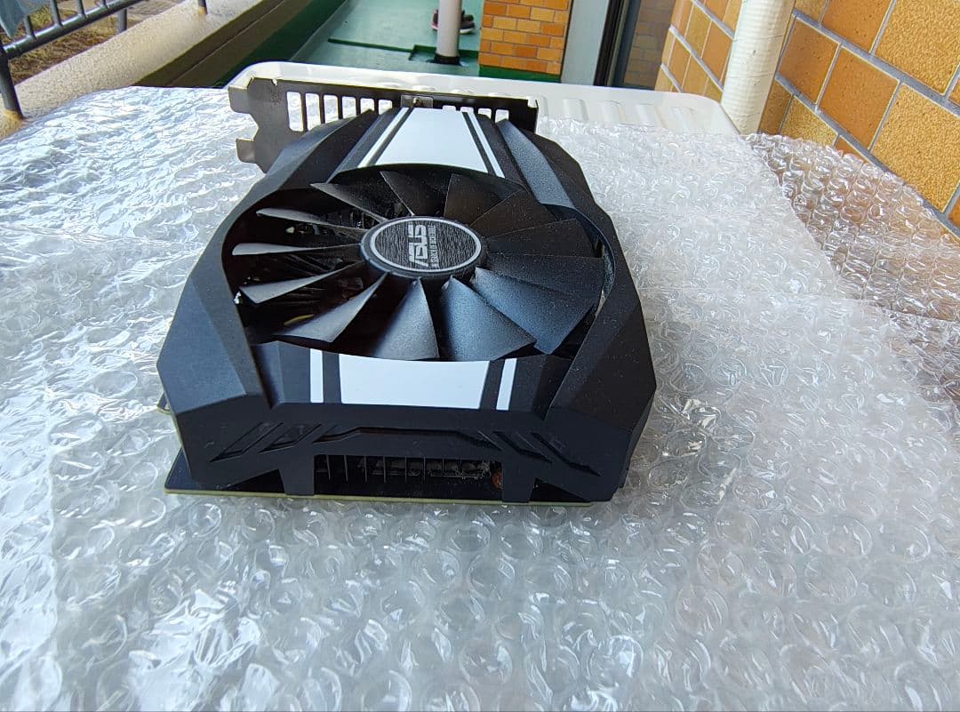 ASUS GeForce GTX 1660 Ti 6GB GDDR6稼働品