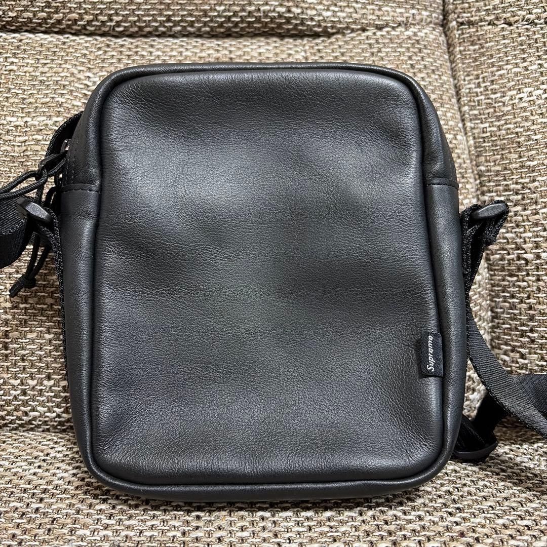 Supreme レザーショルダーバッグ