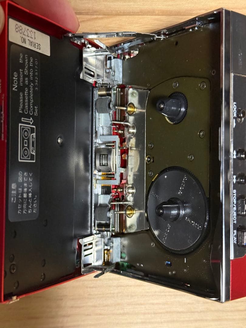 SONY WM-F501 ラジオカセットプレーヤー 赤