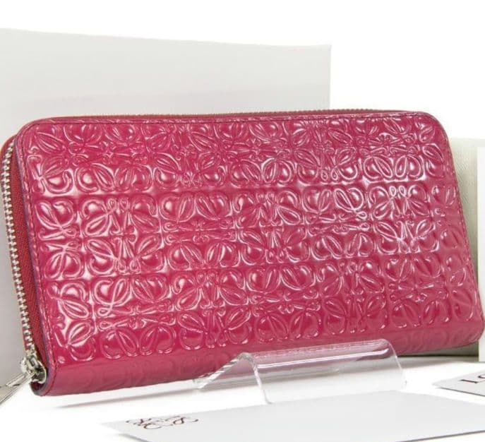 ぽ*ん様 未使用に近い✨LOEWE　長財布　美品