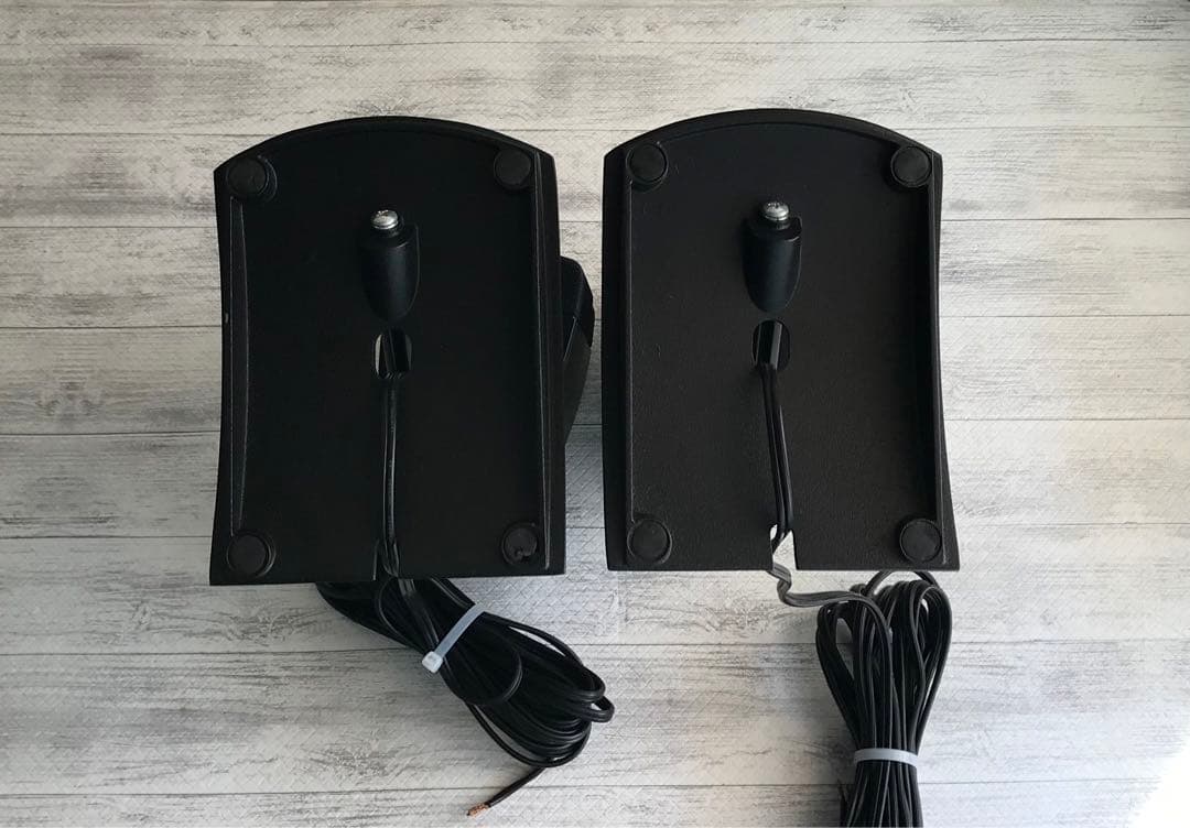 BOSE ボーズ　サテライトスピーカー　ペア　スタンド付き