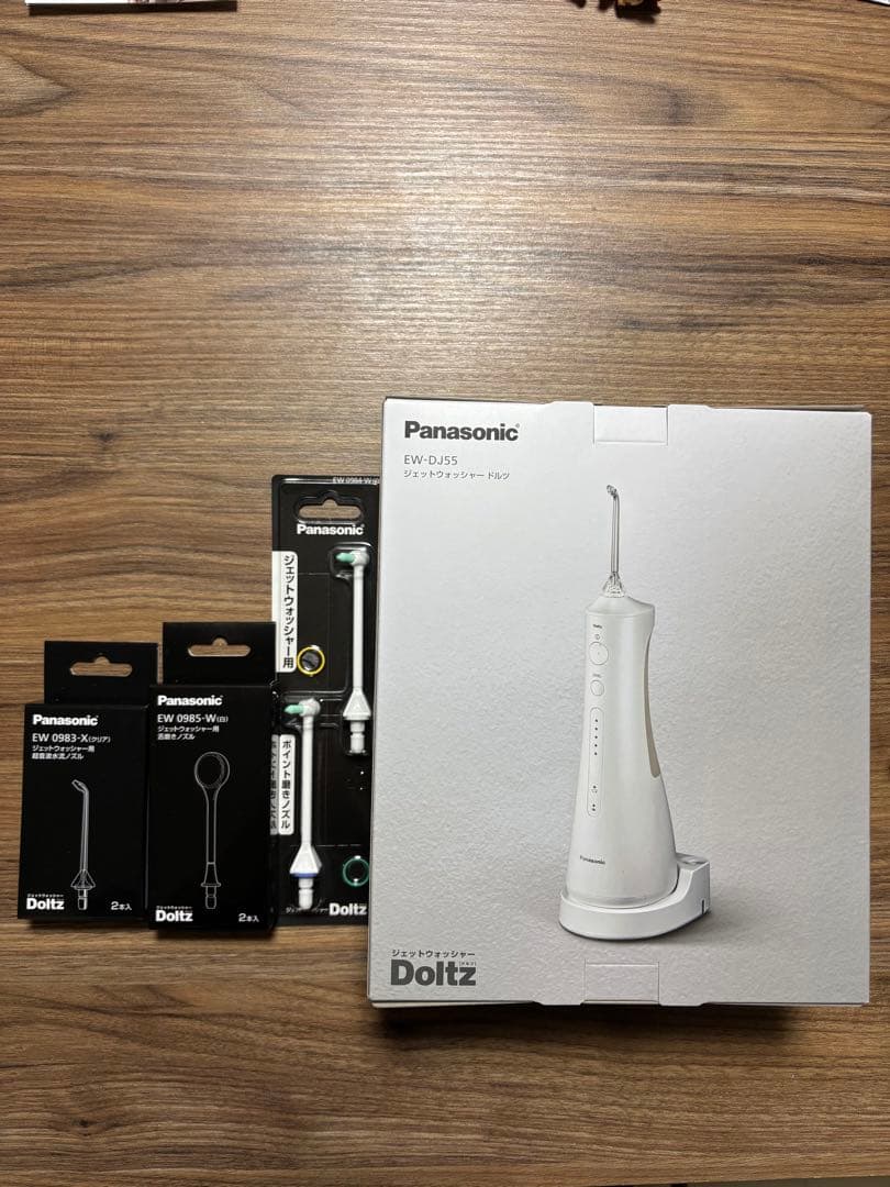 新品未使用　Panasonic ジェットウォッシャー ドルツ　EW-DJ55-W