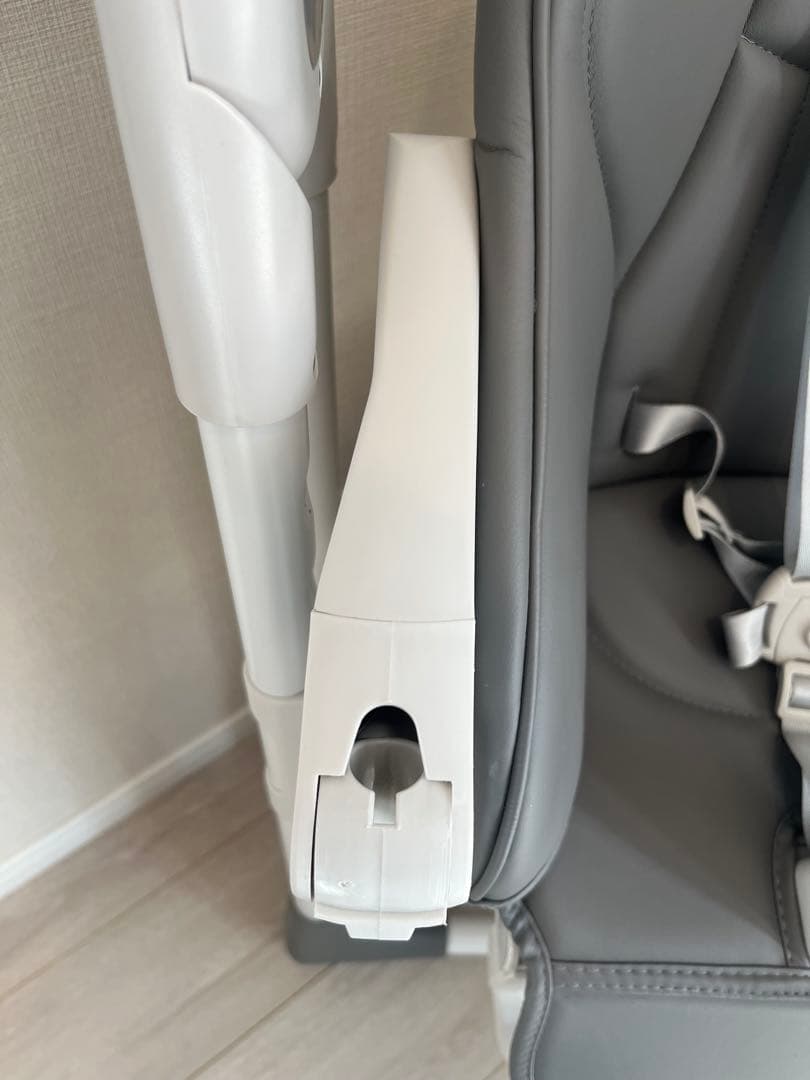 【美品】スモルビ　ハイ&ローのびのびベビーチェア