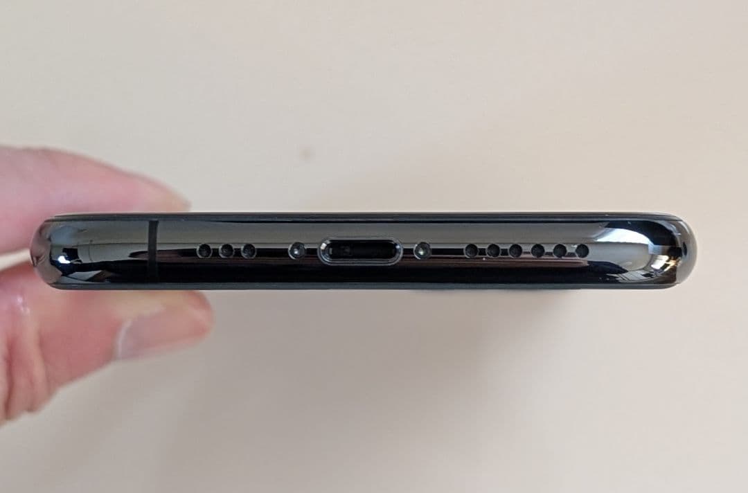 【未使用】iPhone 11 Pro 64GB カメラ無音 FeliCa 香港版