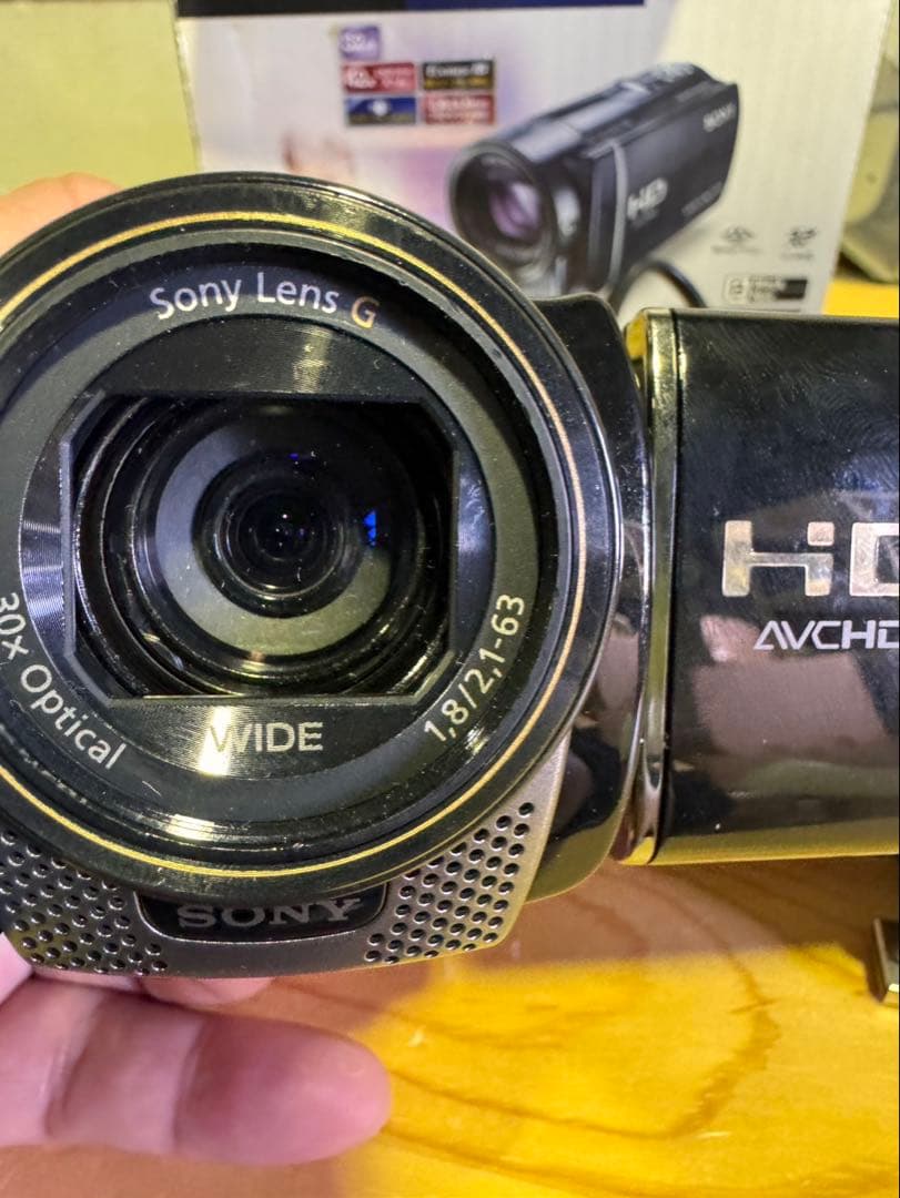 s2269 SONY HDR-CX180 ビデオカメラ 本体