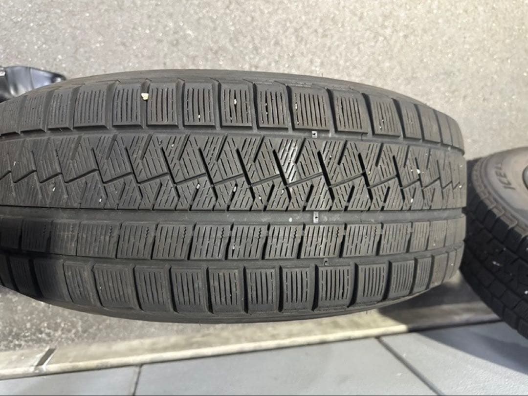 メルセデスベンツ　GLC スタッドレスタイヤ