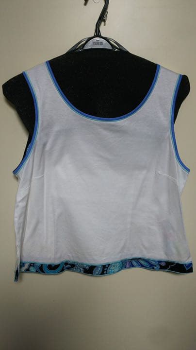 レオナール　セットアップ