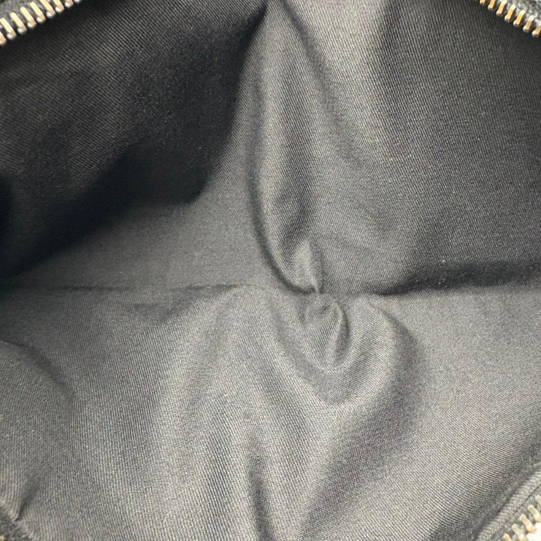 051 美品 GUCCI ボディバッグ ウエストポーチ t5