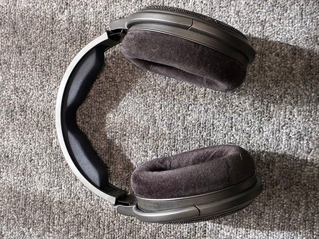 11/9まで出品Sennheiser HD660S2 有線ヘッドホン 【箱無し】
