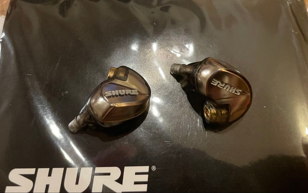 SHURE SE535 + おまけ(BT-2 Bluetooth cable)