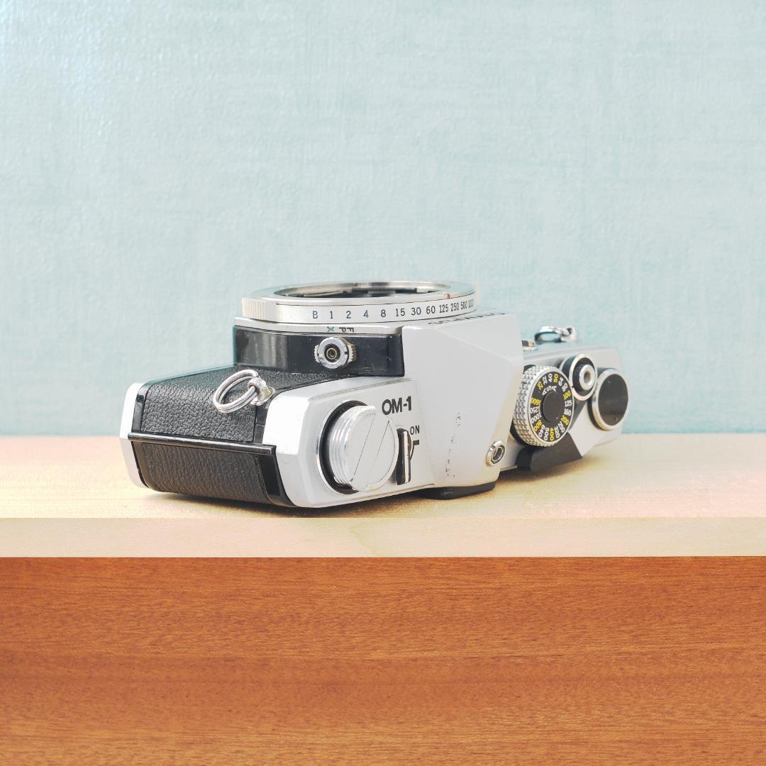 ✽完動✽完全整備品✽OM-1✽一眼レフカメラ✽単焦点✽小型軽量✽オリンパス