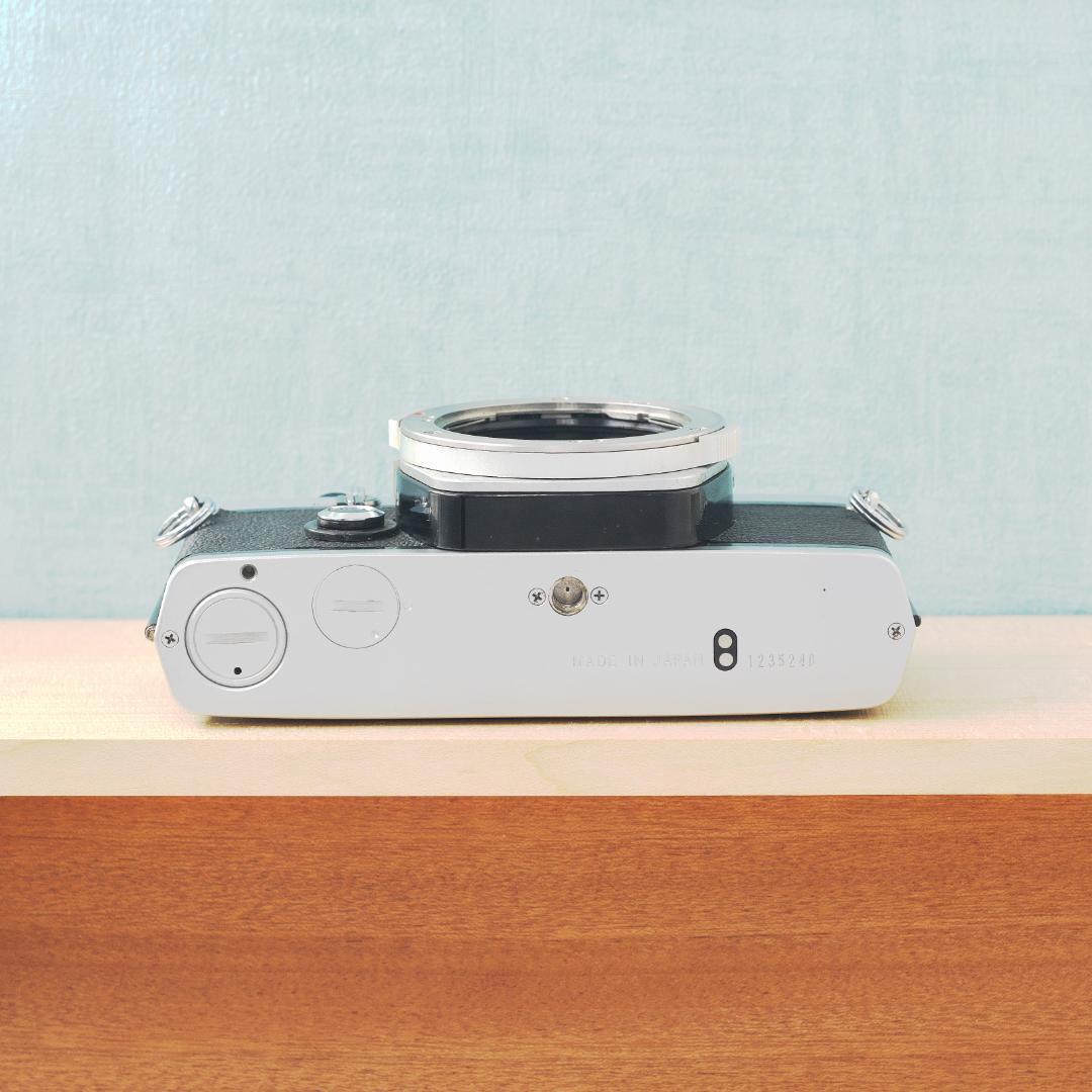 ✽完動✽完全整備品✽OM-1✽一眼レフカメラ✽単焦点✽小型軽量✽オリンパス