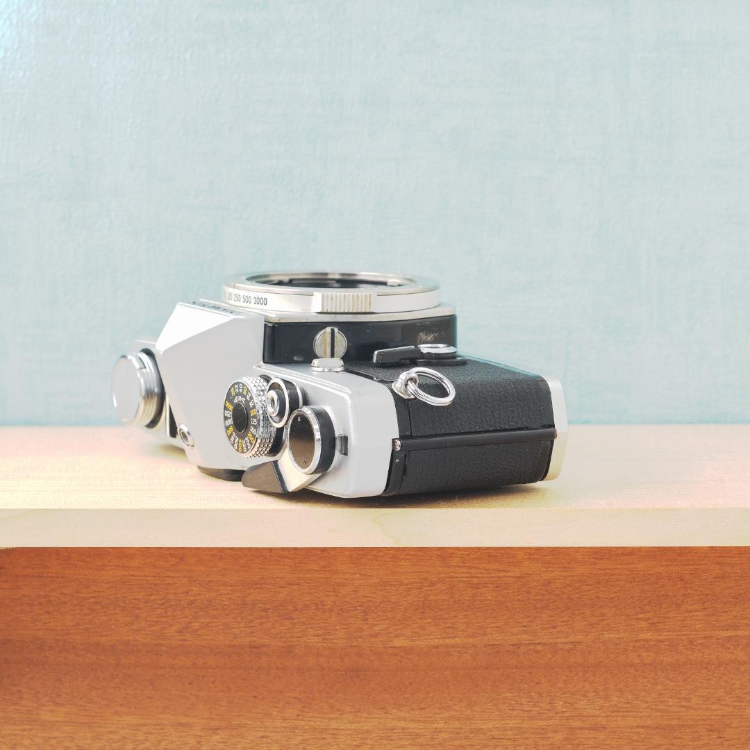 ✽完動✽完全整備品✽OM-1✽一眼レフカメラ✽単焦点✽小型軽量✽オリンパス