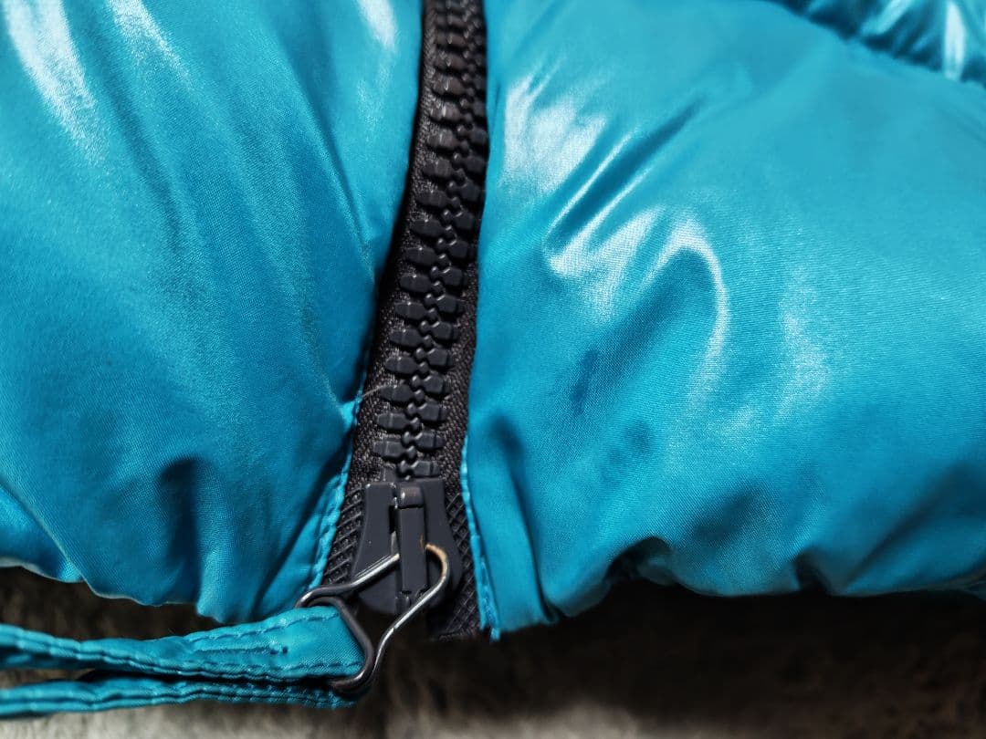 DUVETICA デュベティカ イタリア製 メンズ ダウンベスト フーディ M