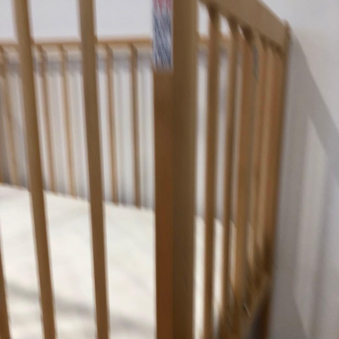 【極美品】石崎家具　cool 木製ベビーベッド キャスター付き