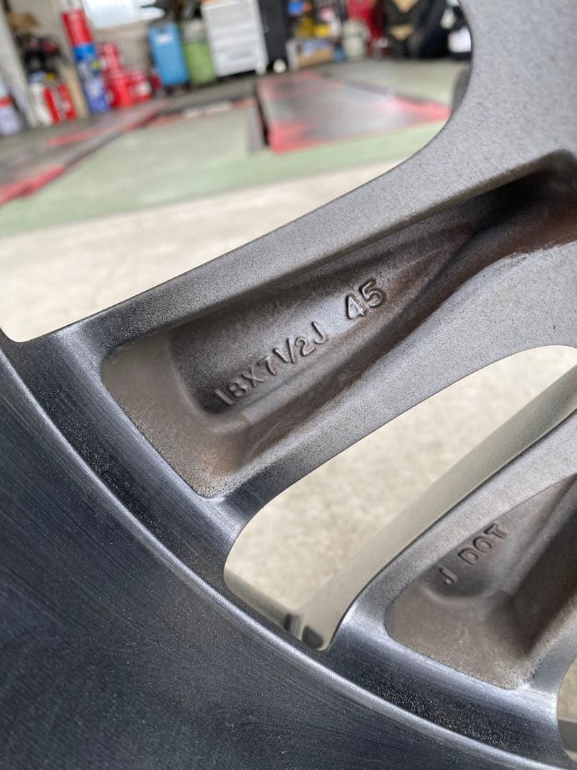 30アルファード純正 ハイグロス 225/45R18 セット