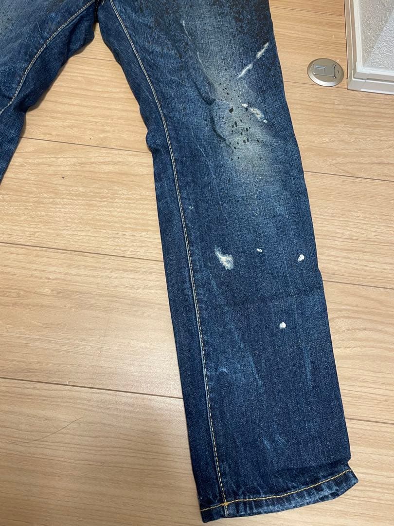 DSQUARED2 ディースクエアード S74FZ0015 ペンキ/クラッシ48