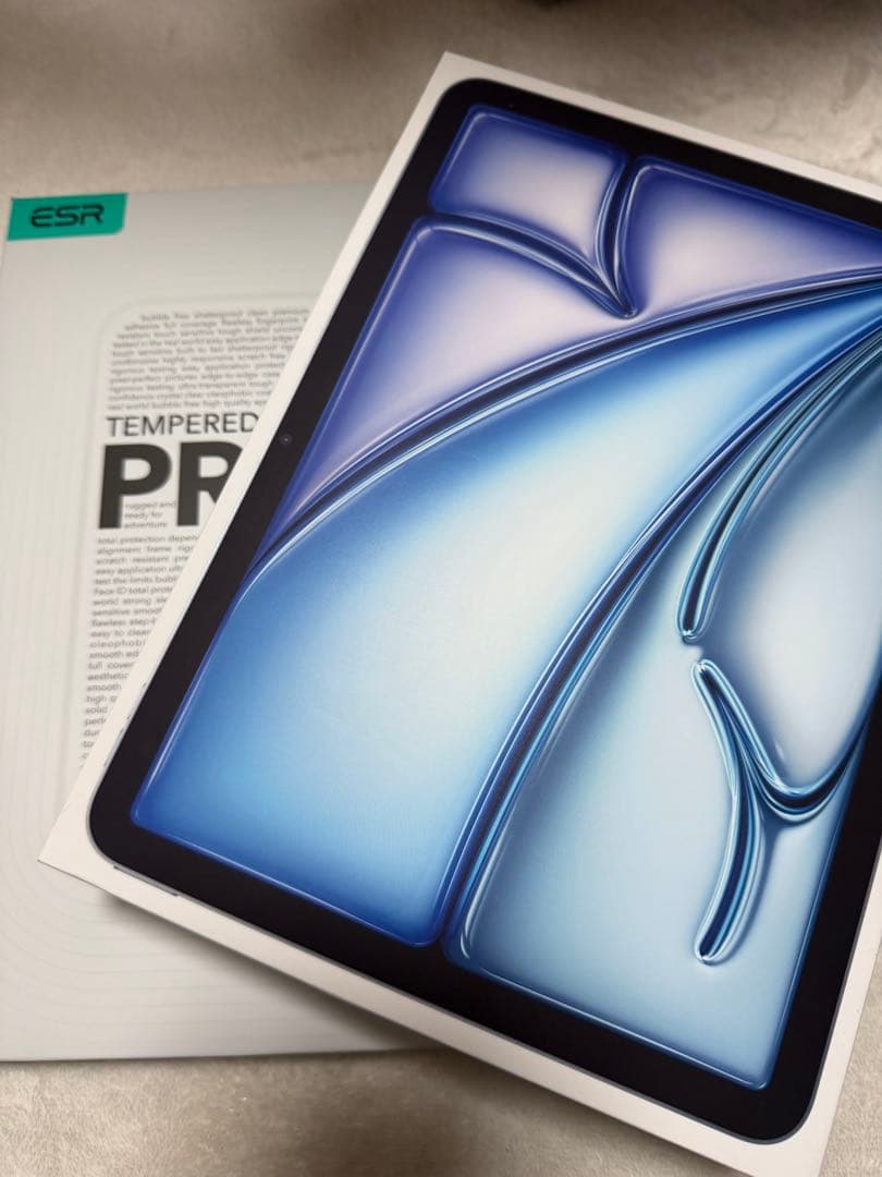 iPad Air5 11インチ　ブルー（M3・128GB)保護フィルムセット