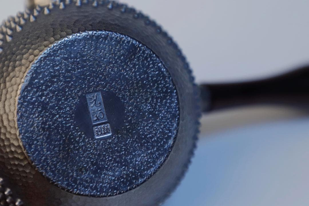 純銀製 霰打出 蕾摘 横手急須 銀瓶 煎茶道具