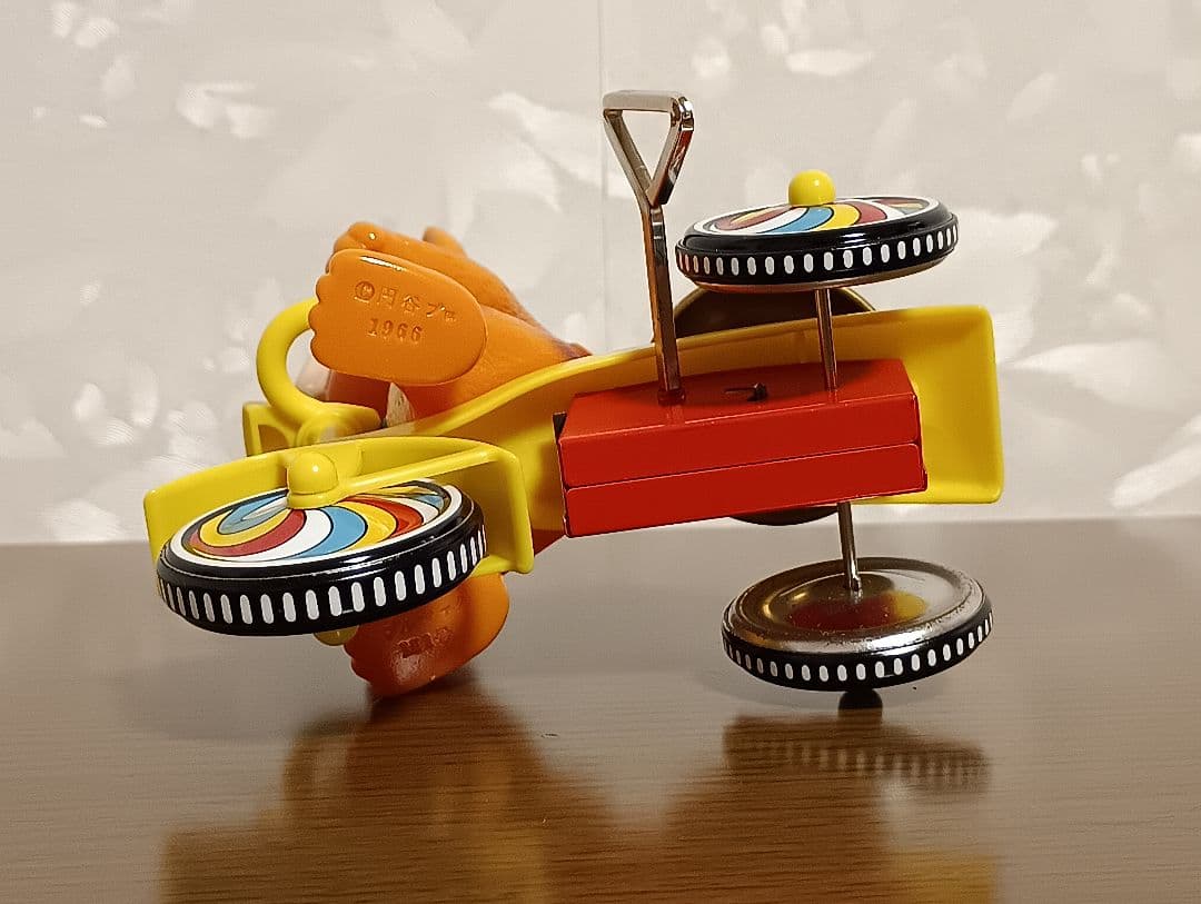 M1号　ブースカ　ゼンマイ三輪車