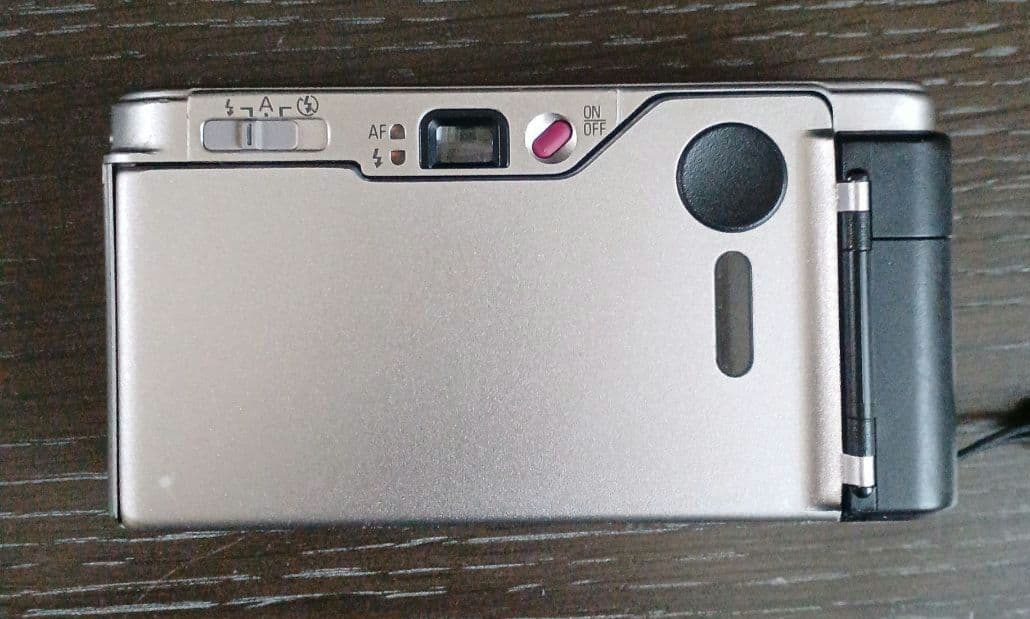 フィルムカメラ　リコーGR10