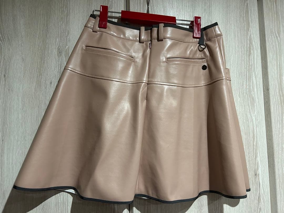 さらに値下げ！　ランバンスポール　合皮スカート Ｌサイズ