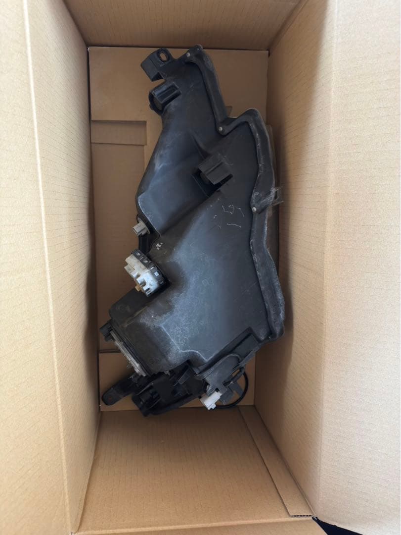 マークXライト左右