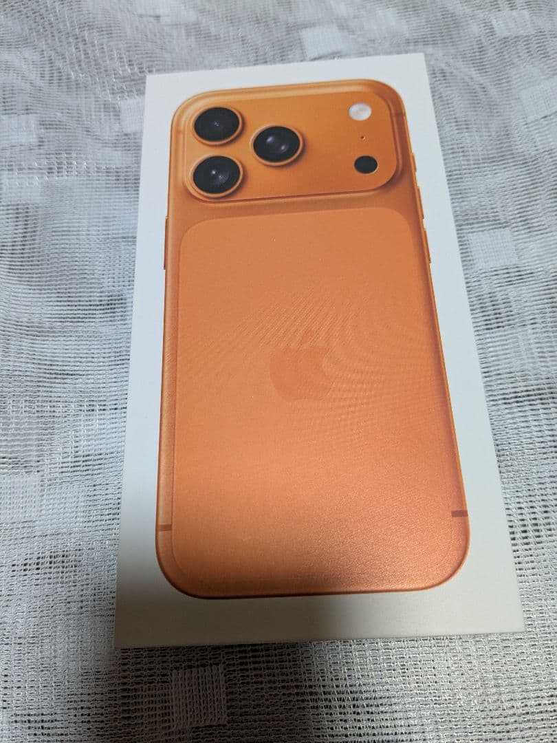 値下げ　Apple iPhone 17 Pro　256GB オレンジ コズミッ
