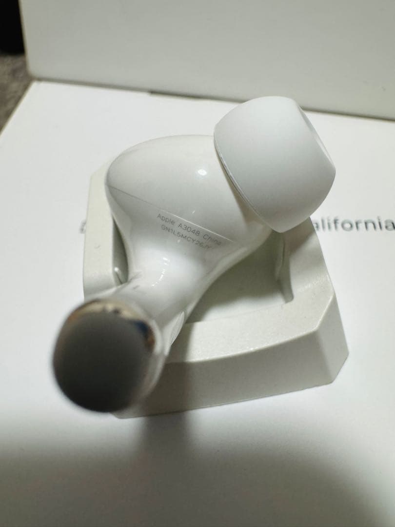 AirPods Pro 2 左イヤホン USB-C 片側　左耳　90