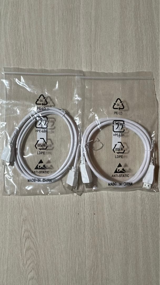 LG　27UL850　27インチ　ディスプレイ　モニター