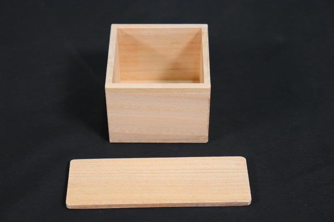 【新米の美味しさ長続き】【 10キロ用 】キャスター付き桐米びつ柿渋塗り