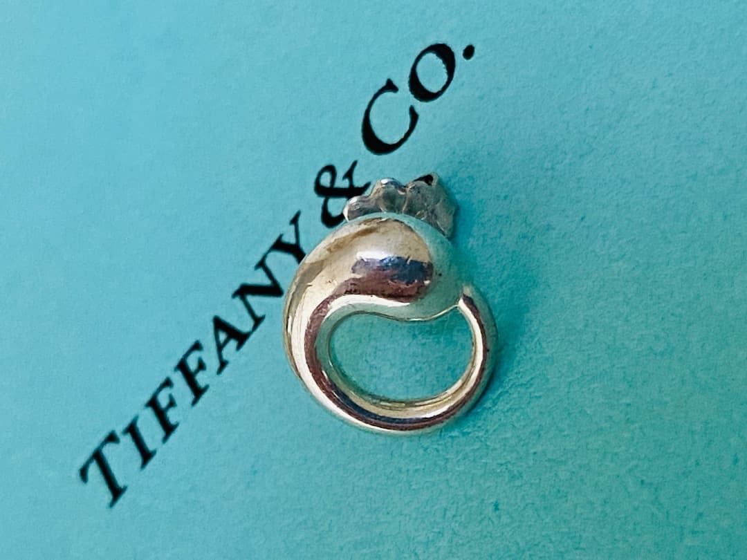 ティファニー　エターナルサークル　スタッドピアス　片耳　９２５