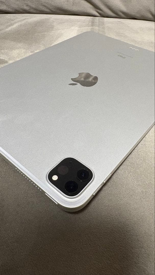 Apple iPad Pro 11inch 第2世代 純正マジックキーボード付き