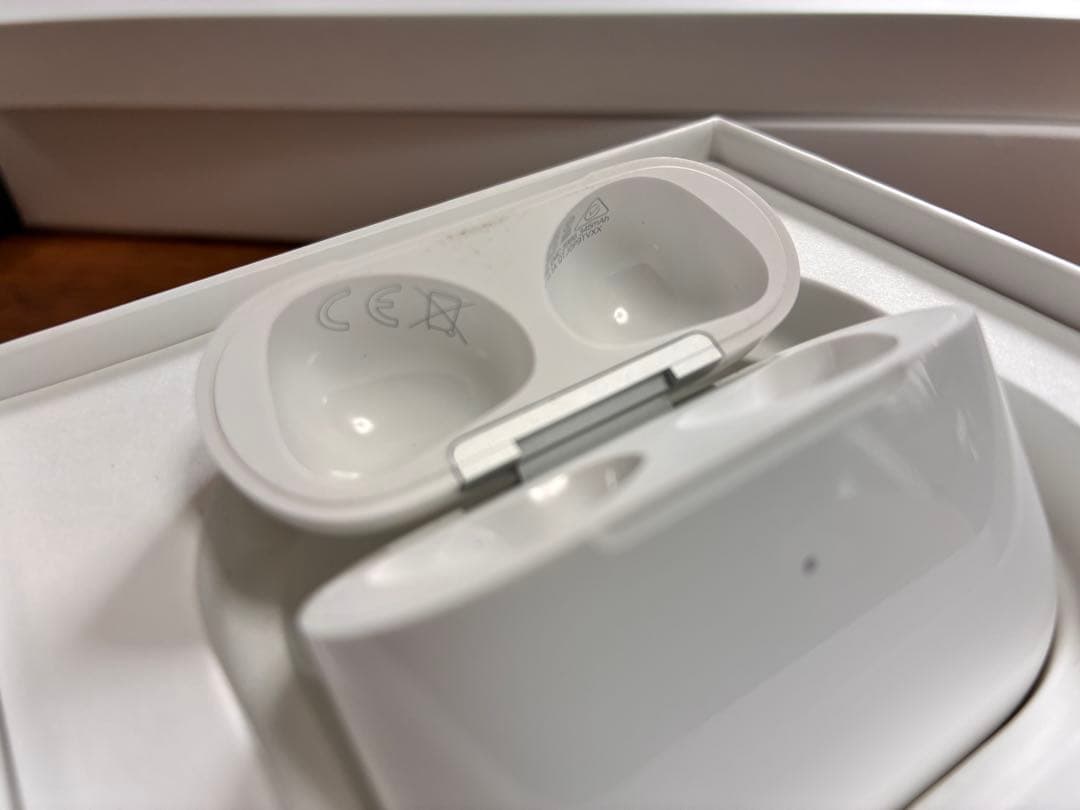 【美品】MagSafe充電ケース付きAirPods 3（第3世代）