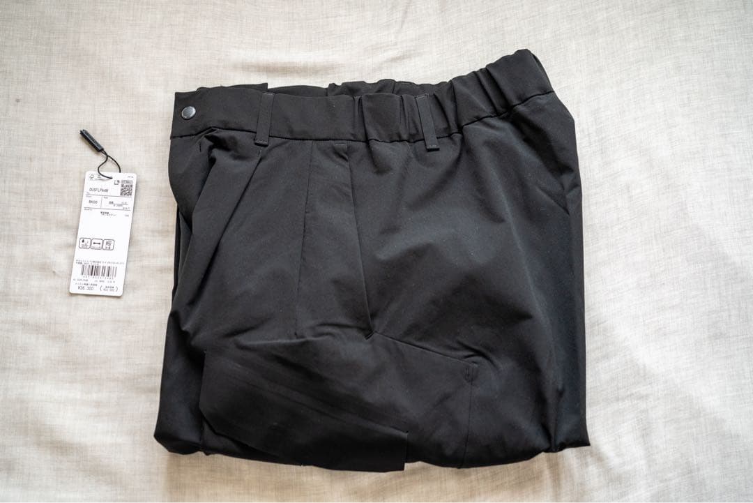 2025AW デサントオルテライン　ストレッチシームレスワイドカーゴパンツ