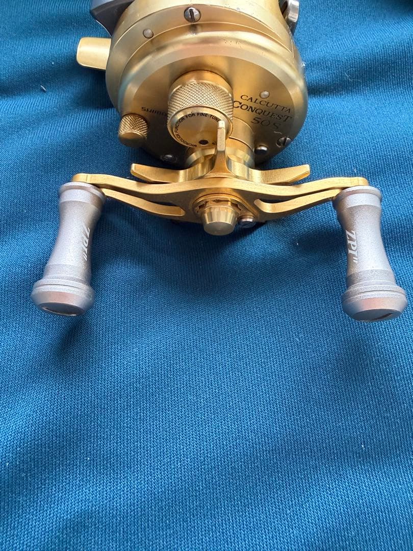 リール SHIMANO CALCUTTA CONQUEST 50S
