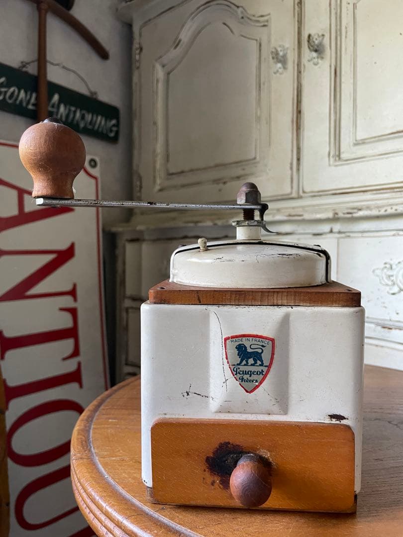 フランス　アンティーク　プジョー　コーヒーミル　アイボリー　グラインダー　メタル