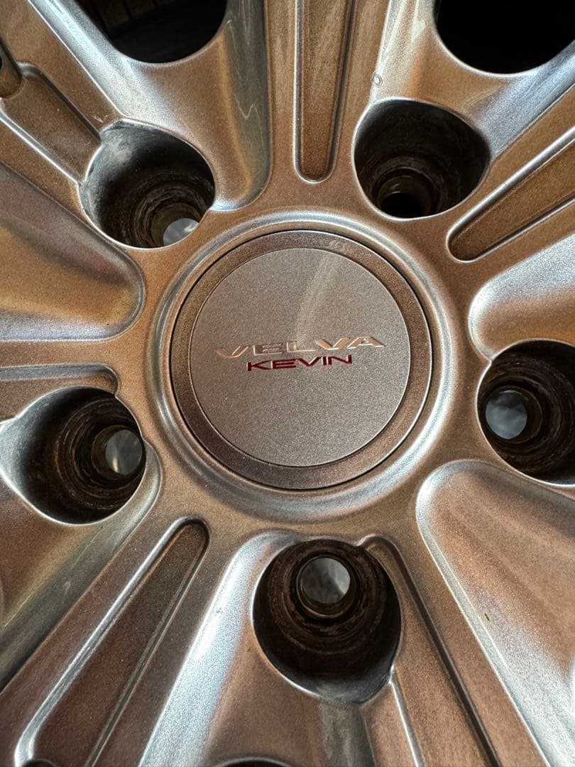 ノア 80系　スタッドレスタイヤ