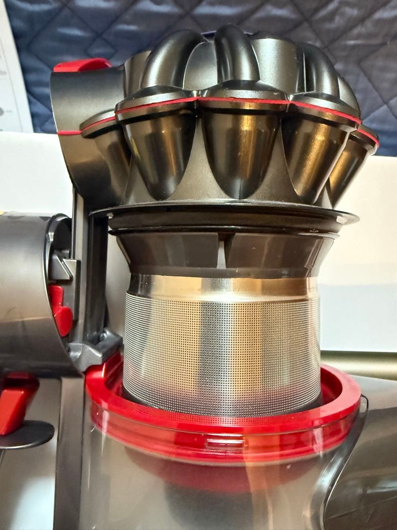 dyson v8 fluffy extra スティッククリーナー 本体