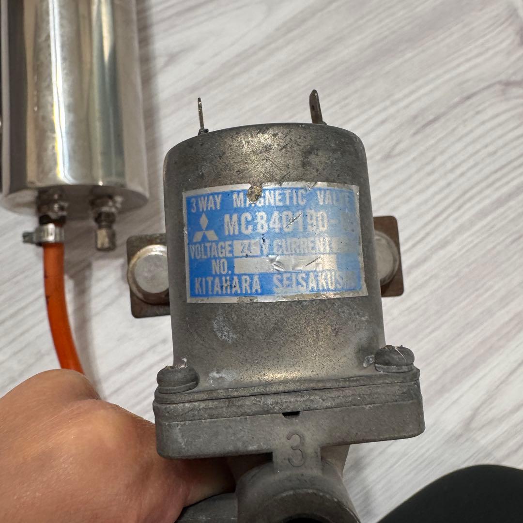 今週値引き‼️追加‼️三菱フソウ純正キシュンバルブ ふとめちゃん 配線 エアタンク