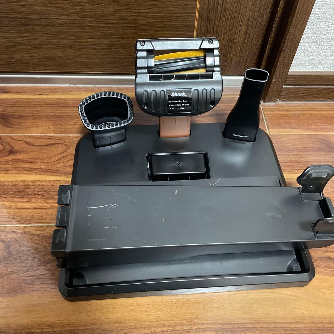 シャーク充電式サイクロンステッククリーナー 値引いたします。お気軽にお声かけを