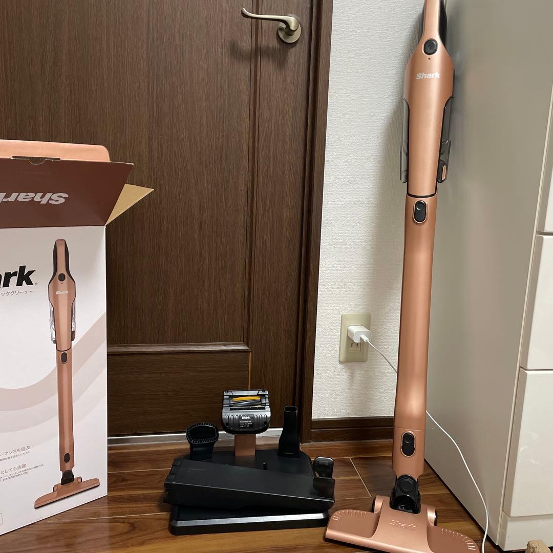 シャーク充電式サイクロンステッククリーナー 値引いたします。お気軽にお声かけを