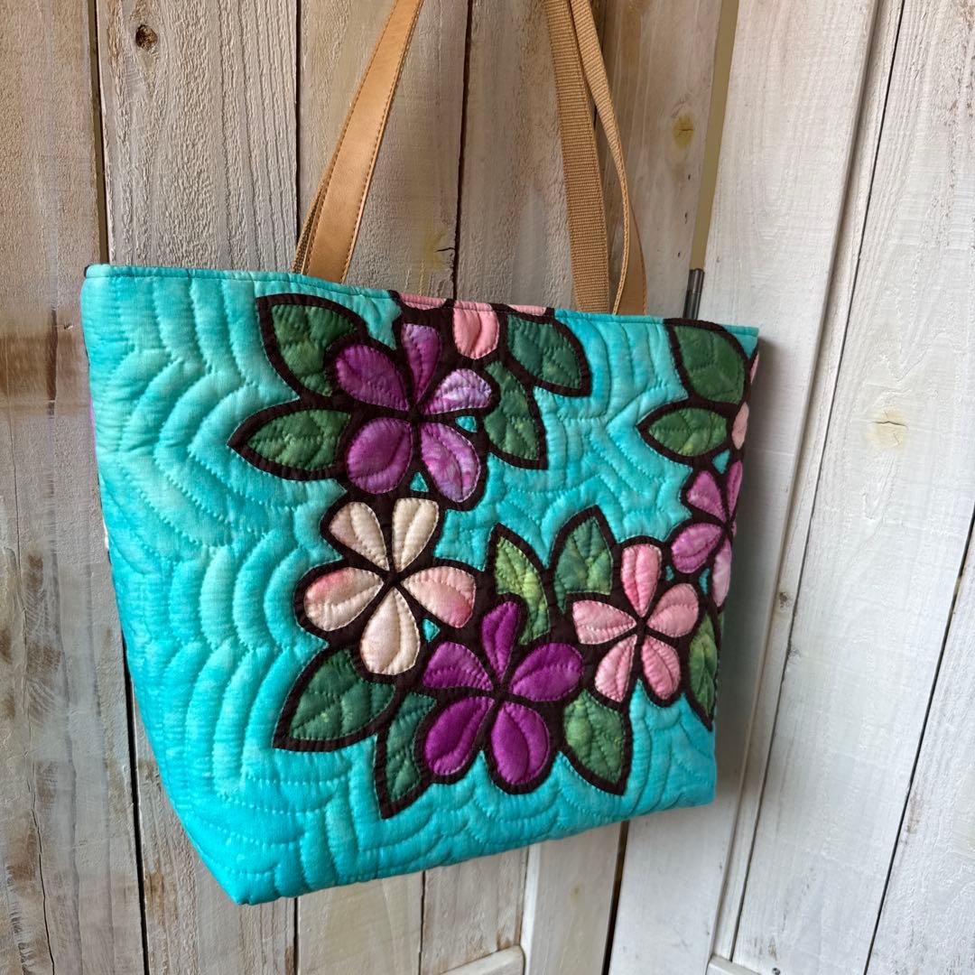 ハワイアンキルト♪ハンドメイドバッグ♪プルメリア