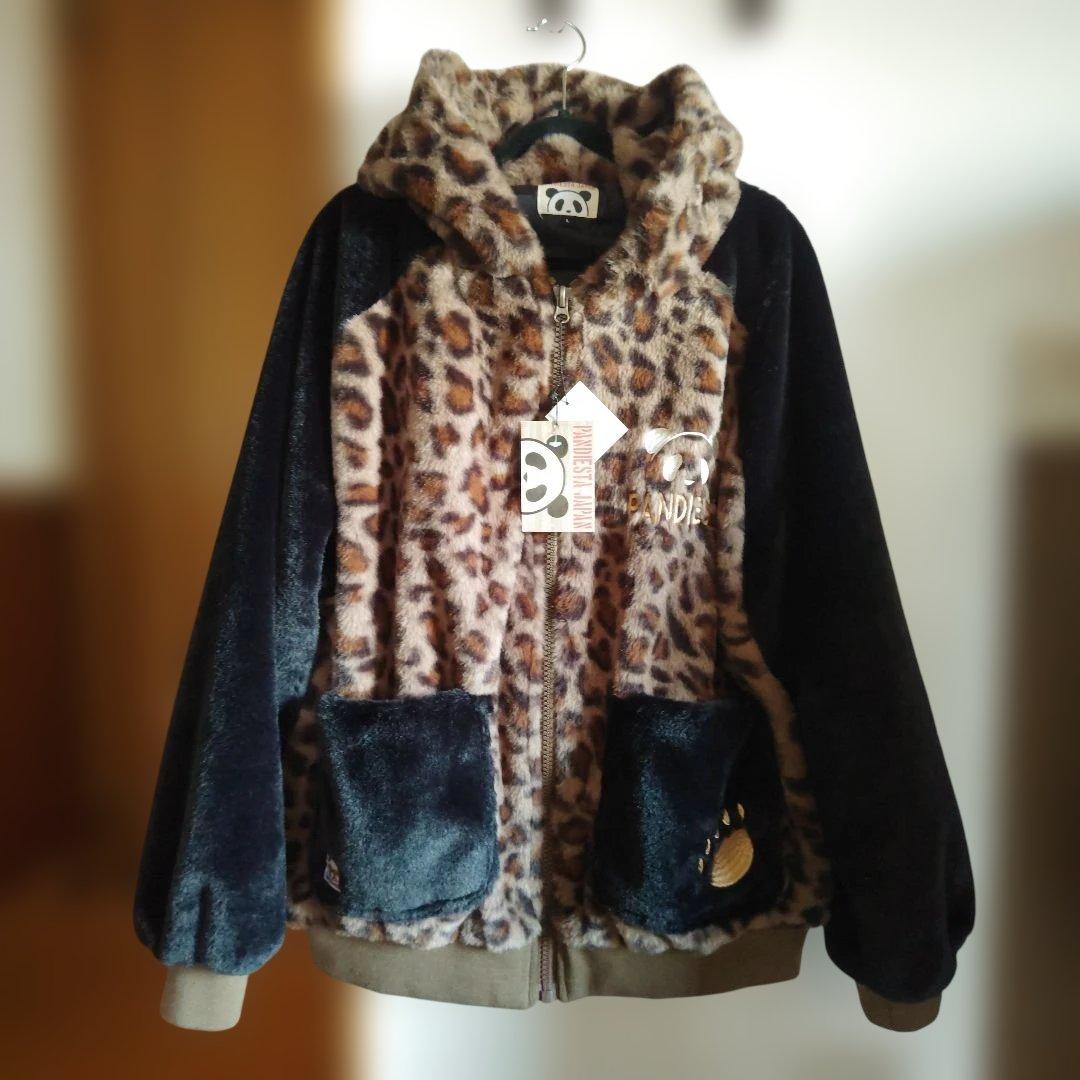 新品タグ付未使用✨️パンディエスタ ラグラン切替 フェイクファーパーカーLサイズ