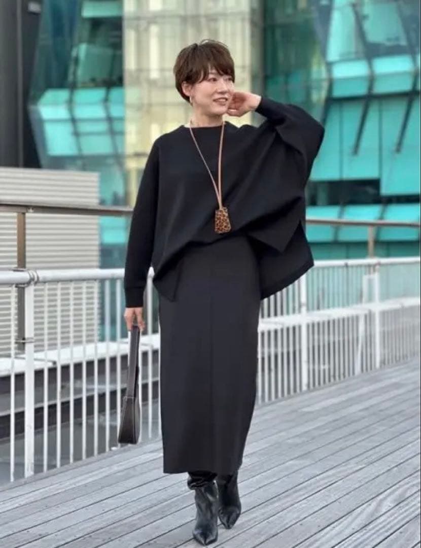 chiebooさま　★美品★Whim Gazette ダンボールプルオーバー