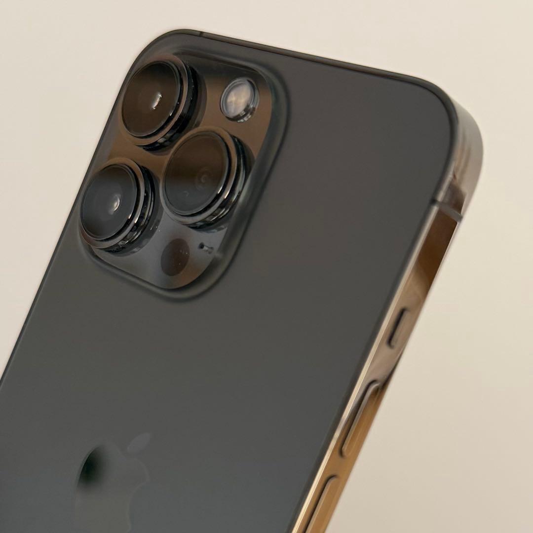 【箱付き美品】Apple iPhone 13 Pro 256GB グラファイト