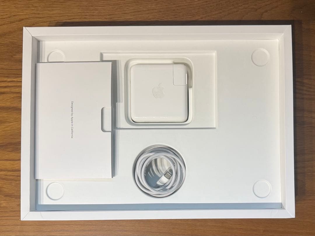 Apple MacBook Pro M1 13 インチ シルバー