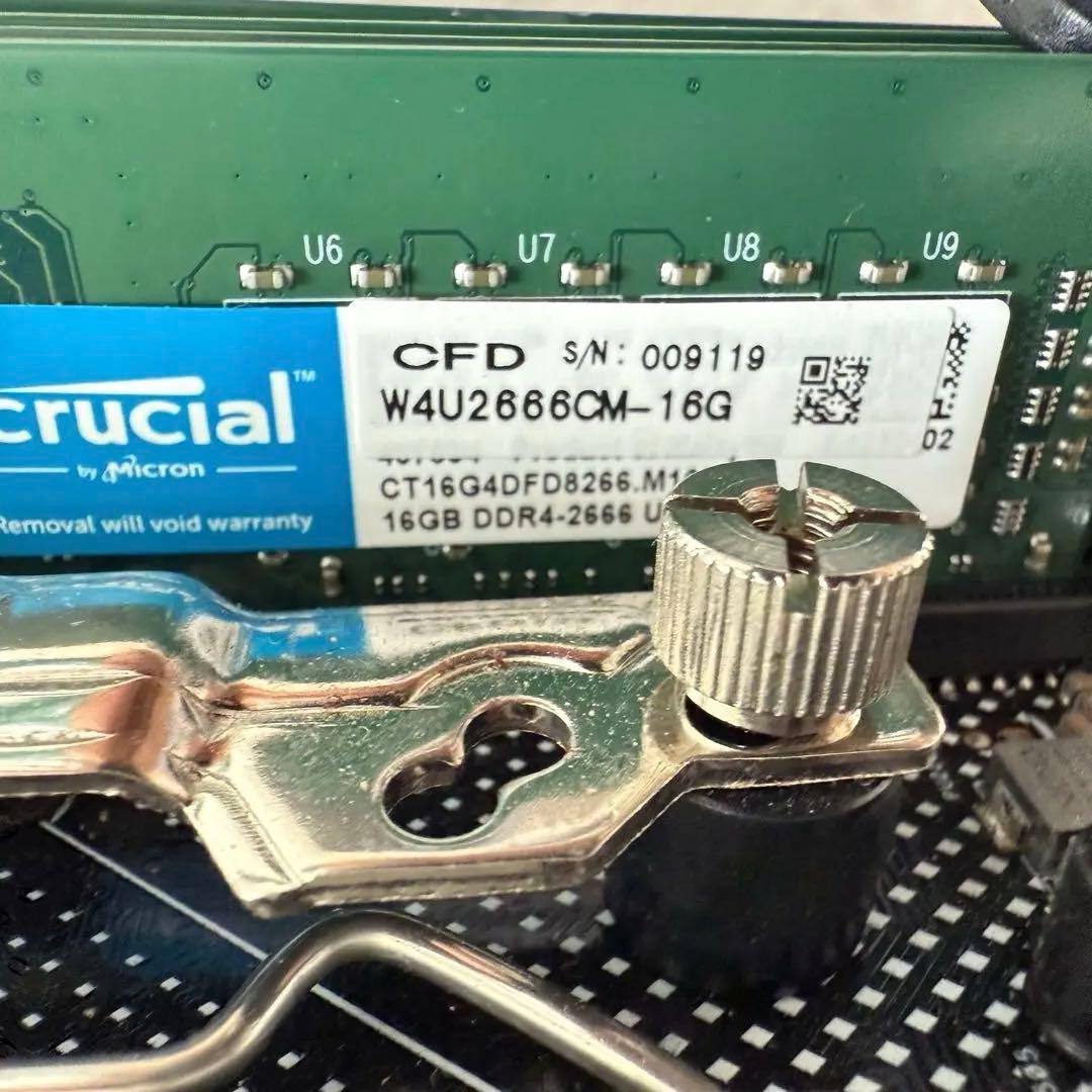 Intel Core i7-9700k マザーボード おまけ付き